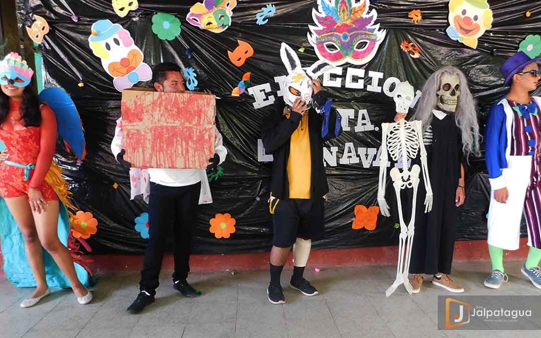 ASÍ SE VIVIÓ EL CARNAVAL EN LA ESCUELA DE COMERCIO DE JALPATAGUA, JUTIAPA.